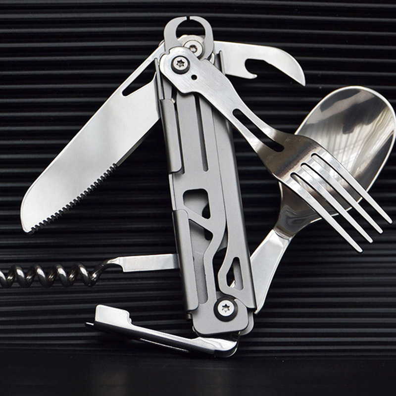 Wielofunkcyjny Zestaw Kempingo – Quechua Camping Cooking Set recenzja i cena